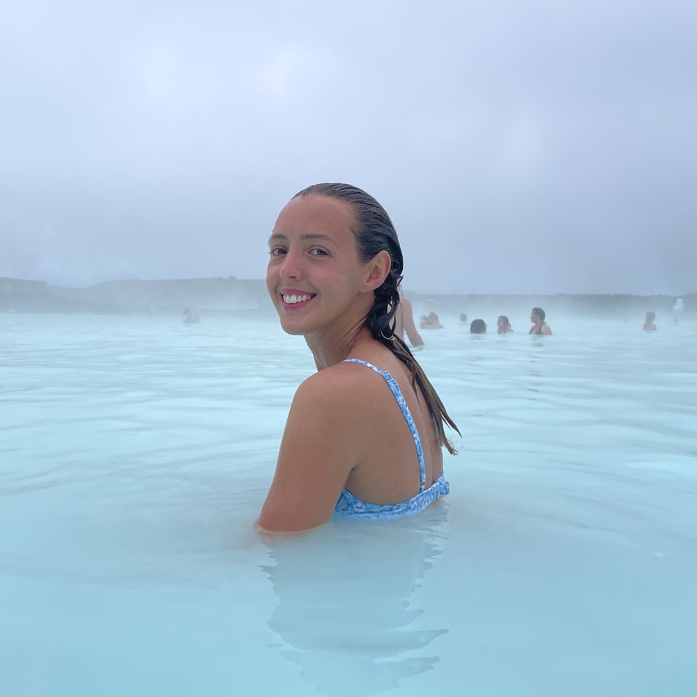 Meet your Posher, Anne